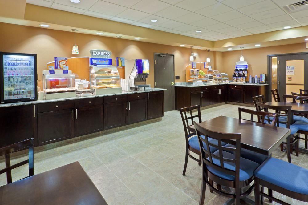 Holiday Inn Express & Suites Ashtabula-Geneva By Ihg Austinburg Exterior photo