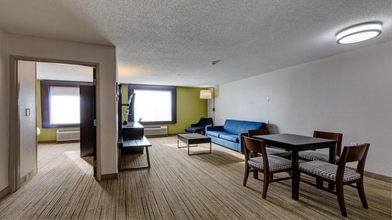 Holiday Inn Express & Suites Ashtabula-Geneva By Ihg Austinburg Exterior photo
